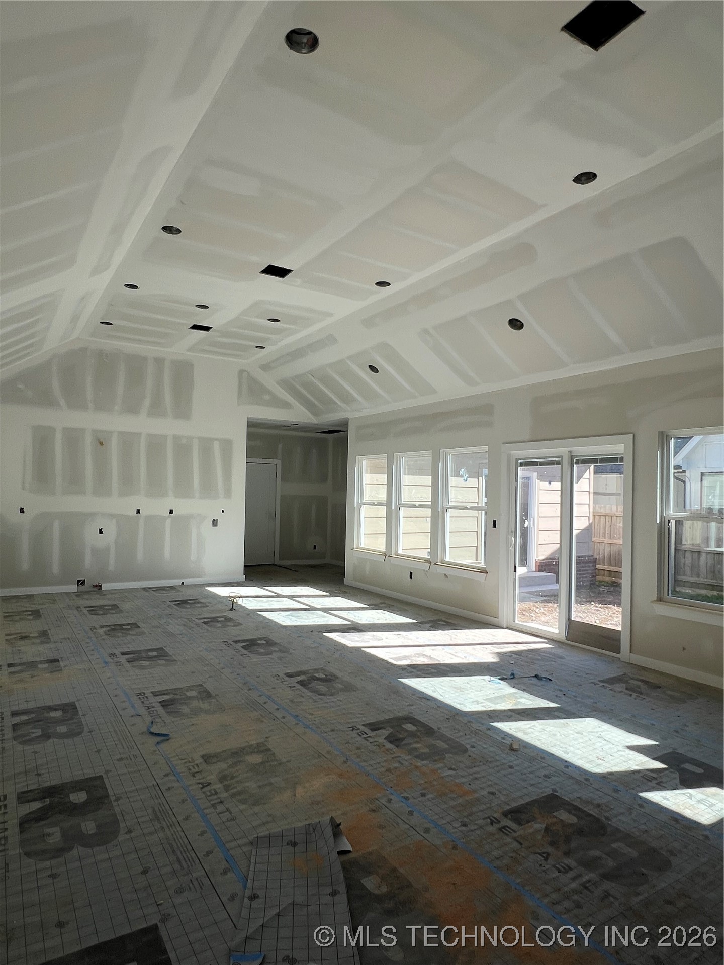 511 N Birch Avenue Property Photo 4