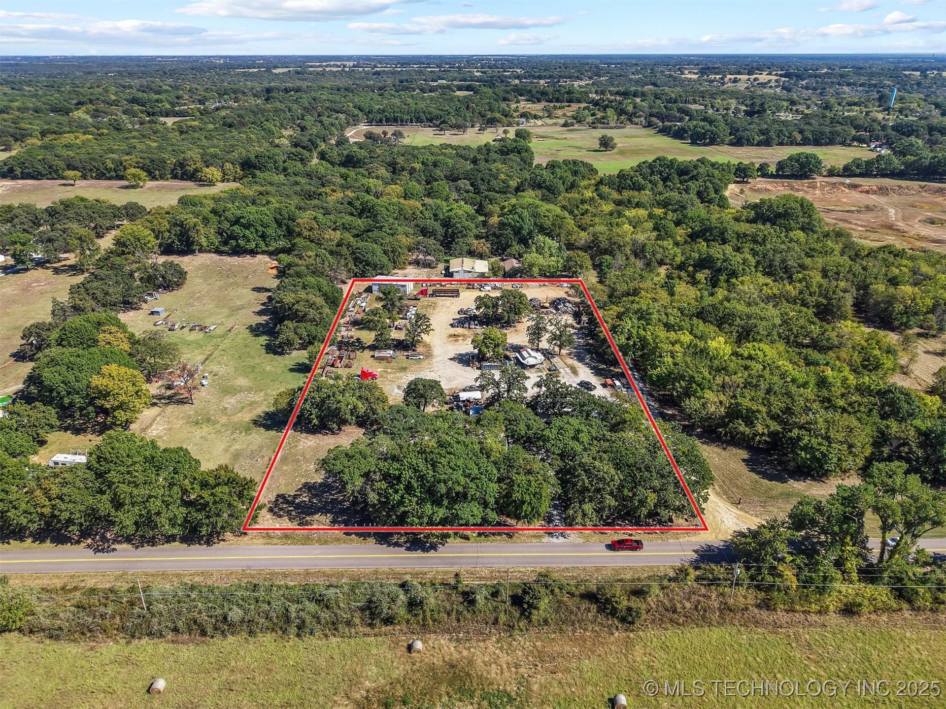 522 Willafa Woods Road Property Photo 6