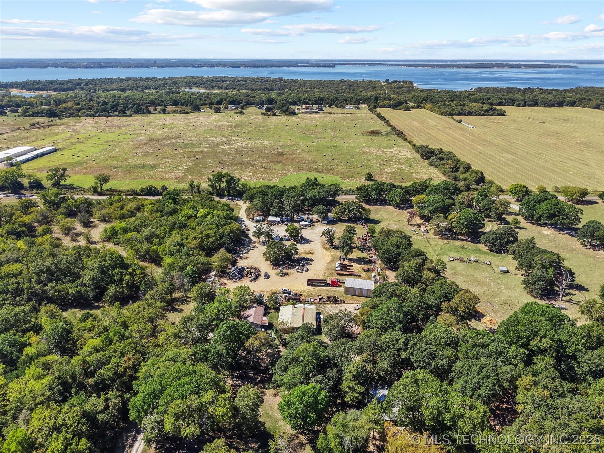 522 Willafa Woods Road Property Photo 14