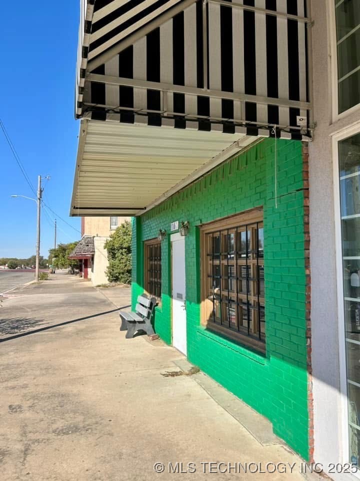 116 N Main Property Photo 2