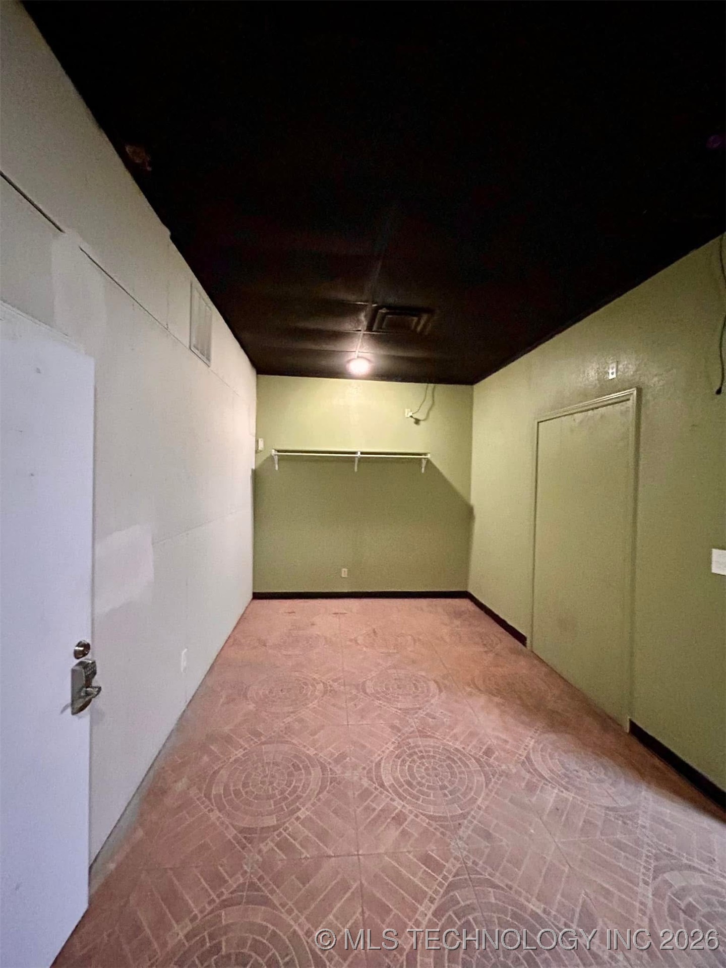 116 N Main Property Photo 8