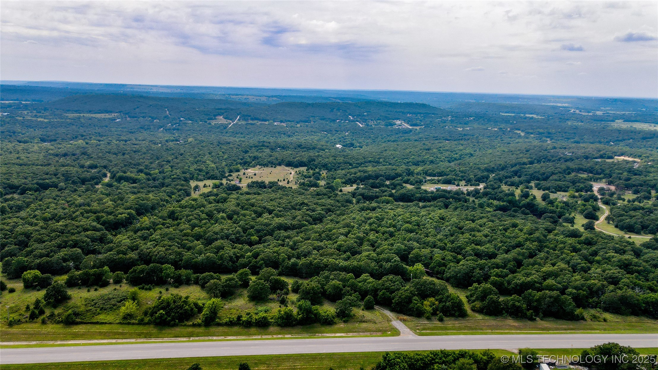 6490 Nw 52nd Avenue Property Photo 3