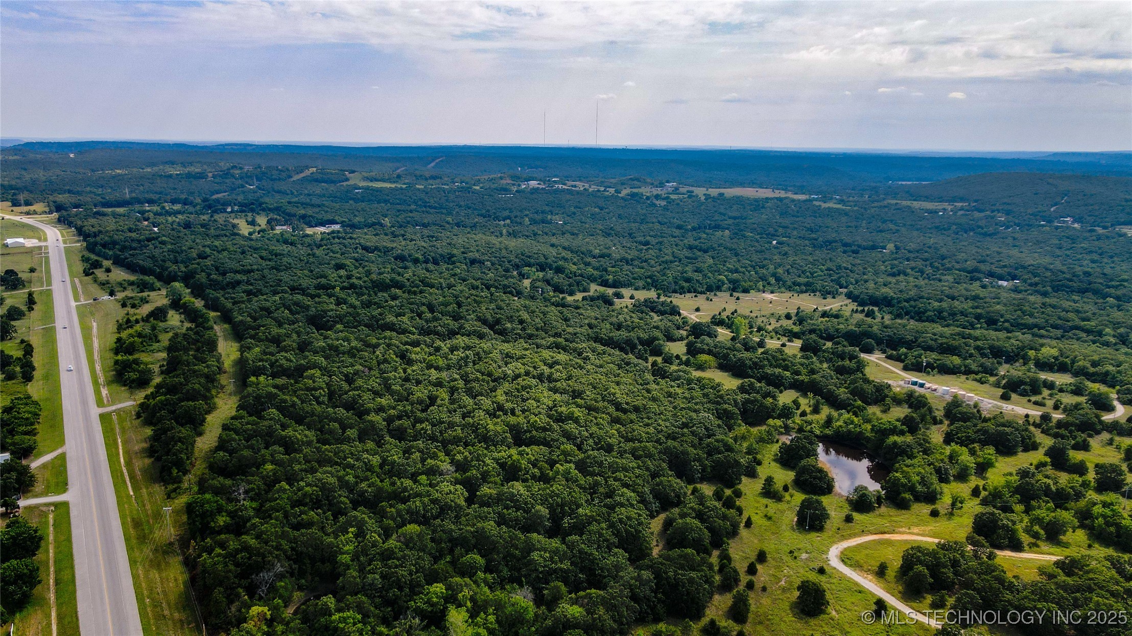 6490 Nw 52nd Avenue Property Photo 4