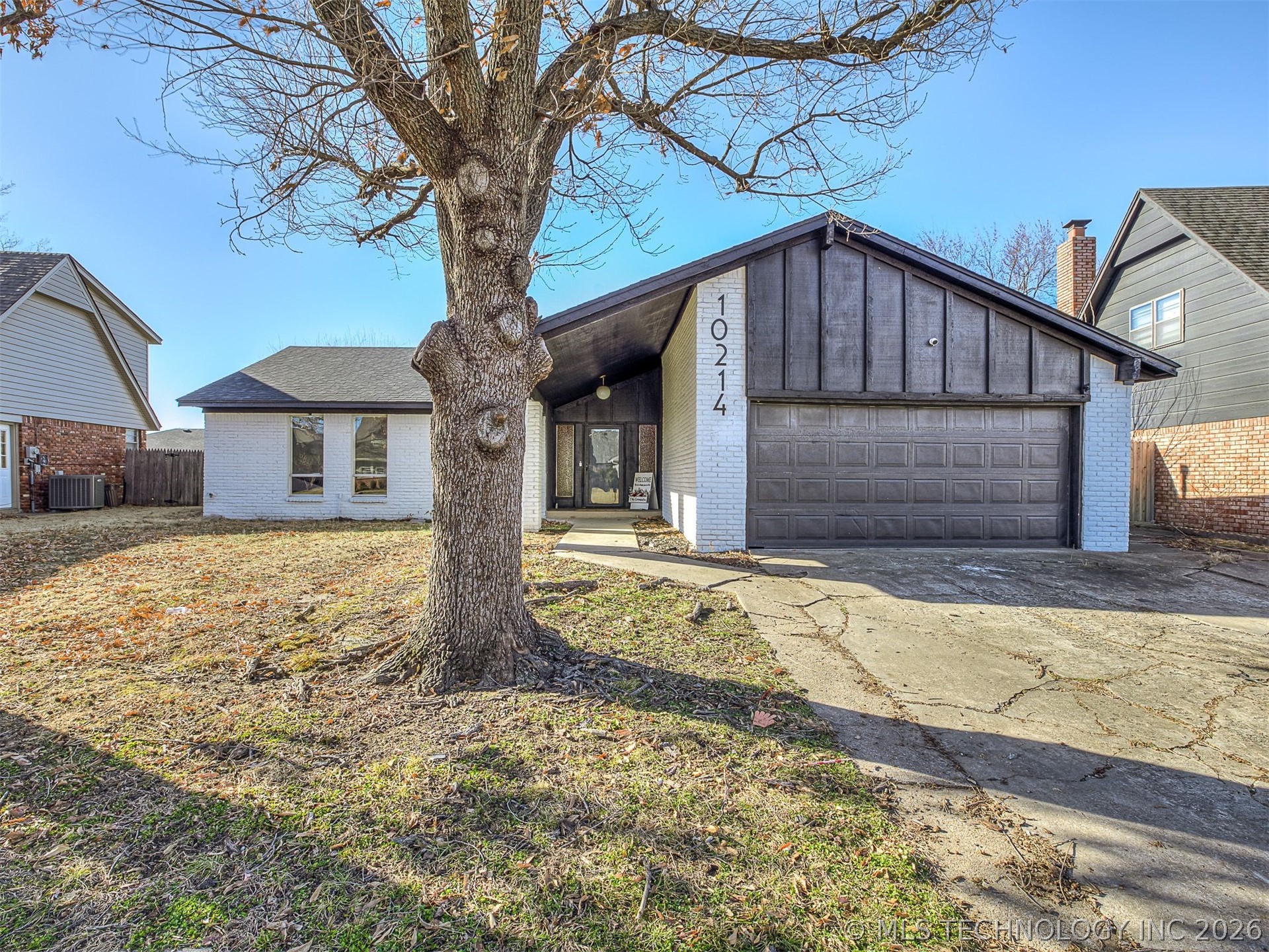 10214 E 24th Street Property Photo 1