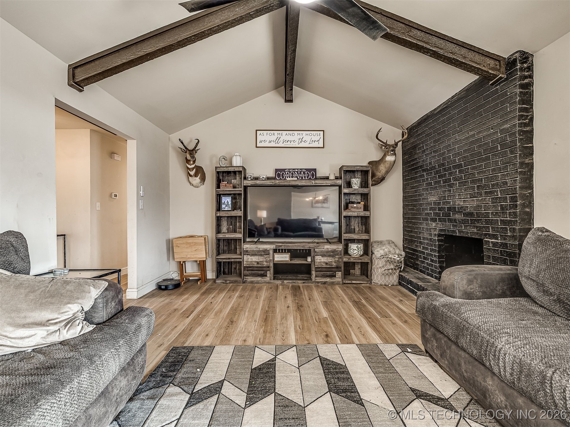 10214 E 24th Street Property Photo 3