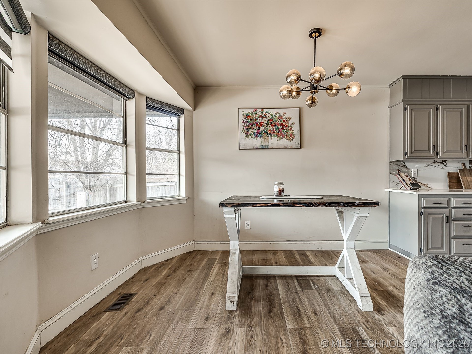 10214 E 24th Street Property Photo 10