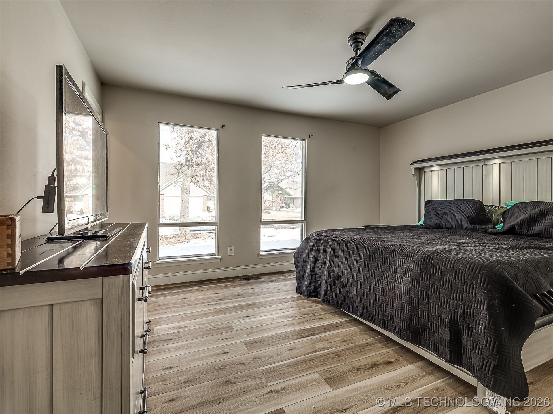 10214 E 24th Street Property Photo 20