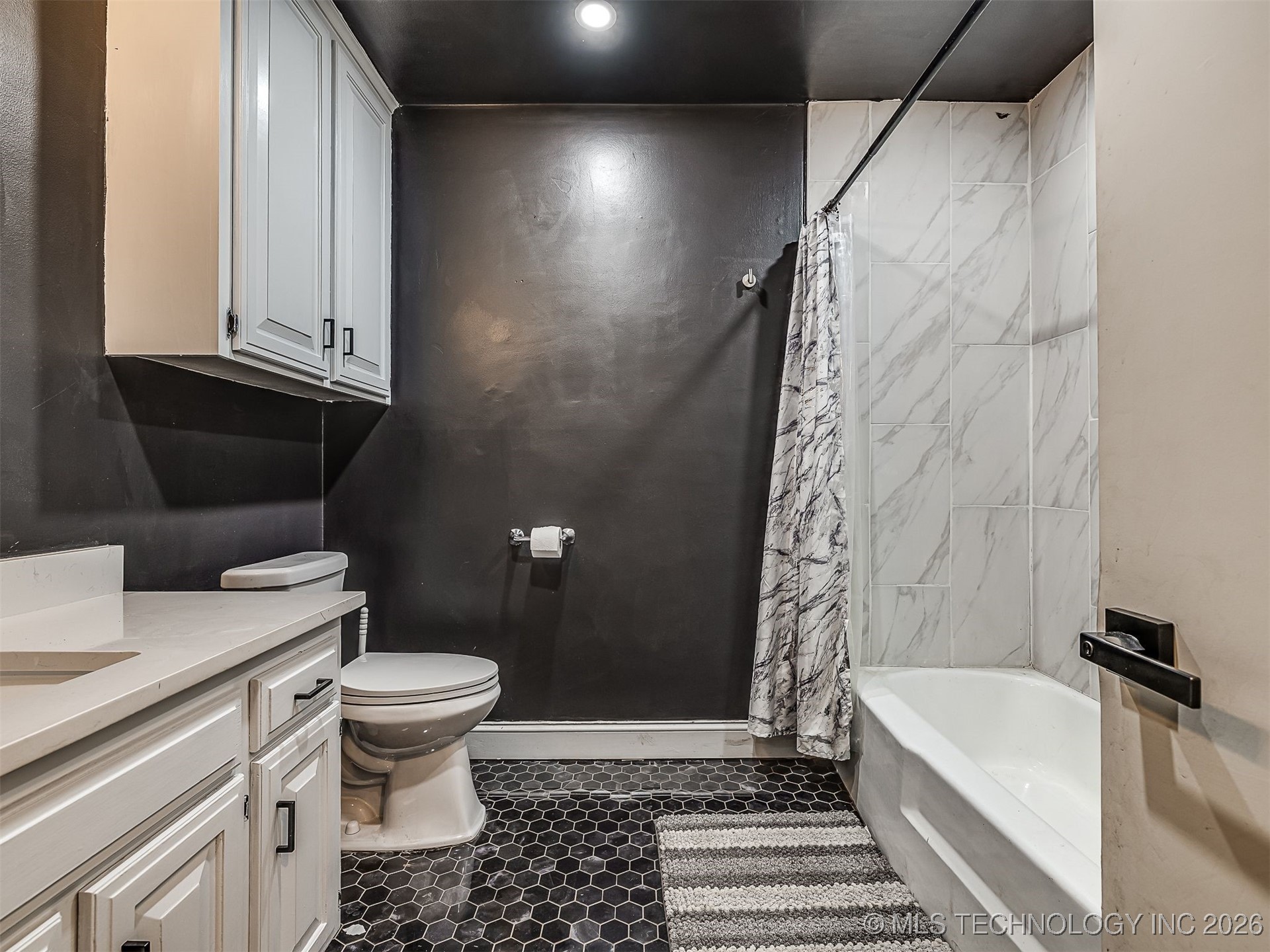 10214 E 24th Street Property Photo 31