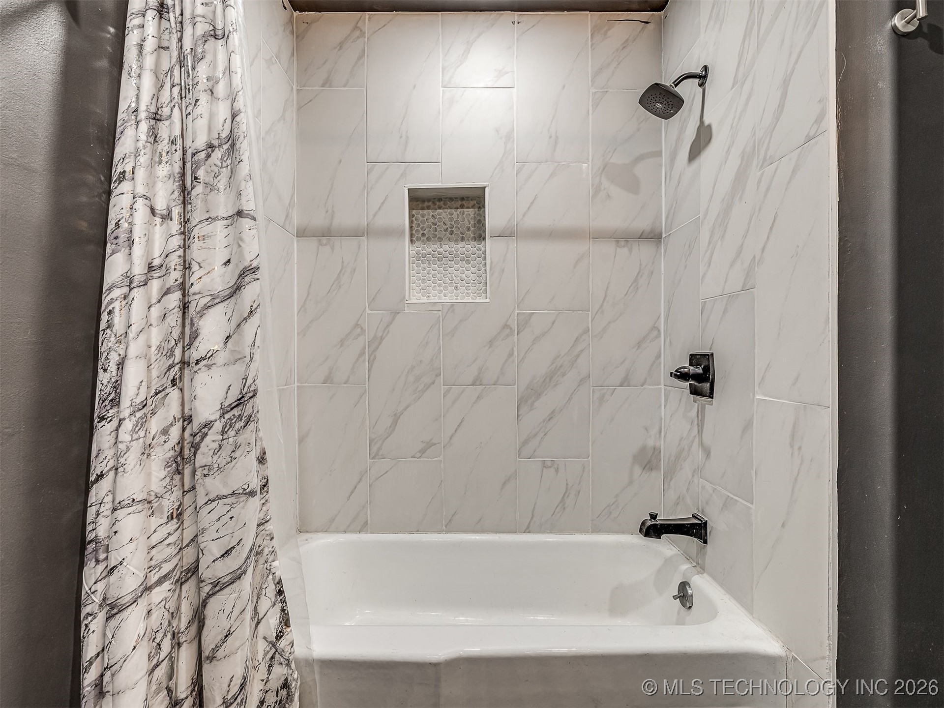 10214 E 24th Street Property Photo 32