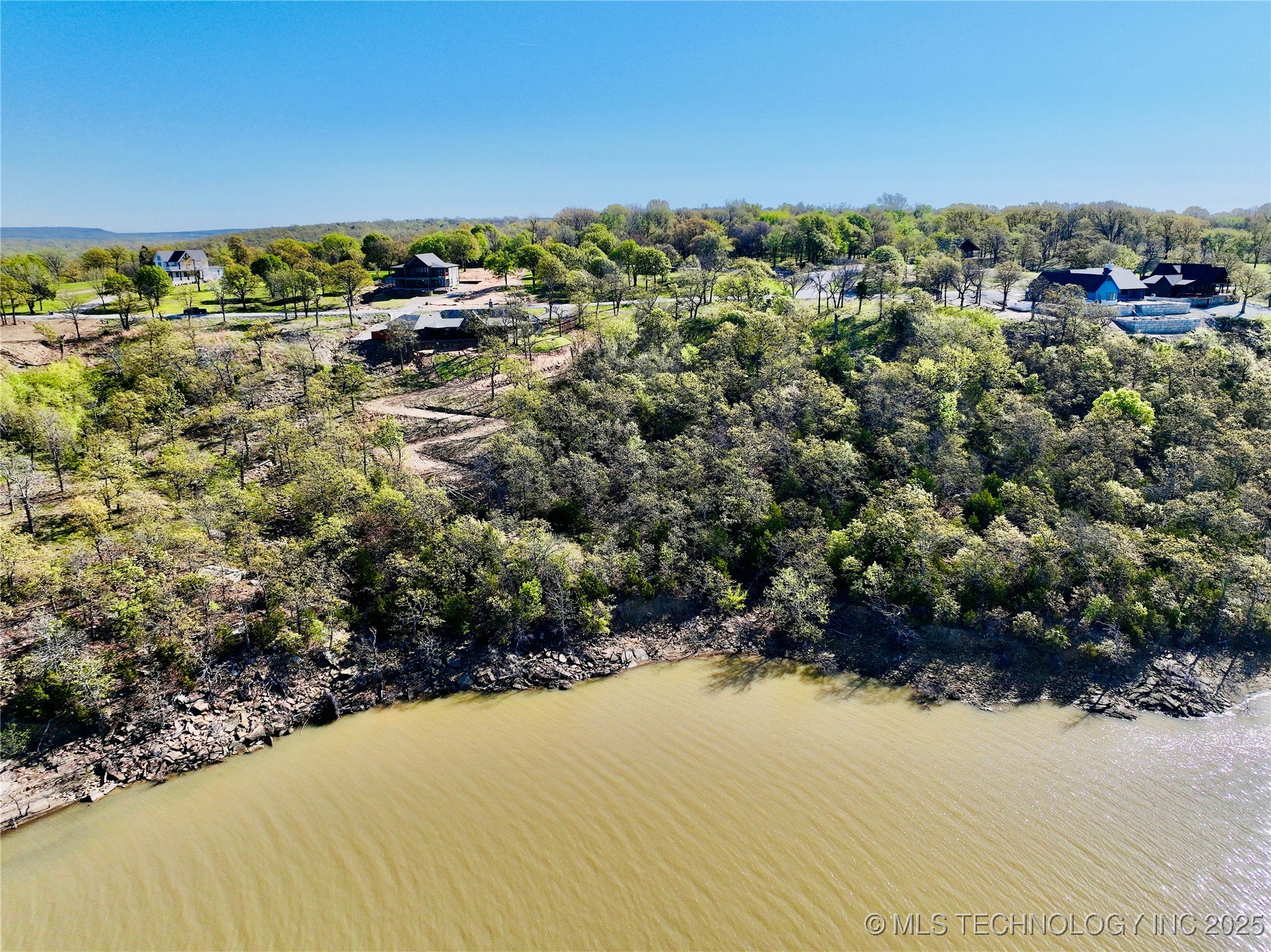 168 Patriot Pointe Property Photo 3