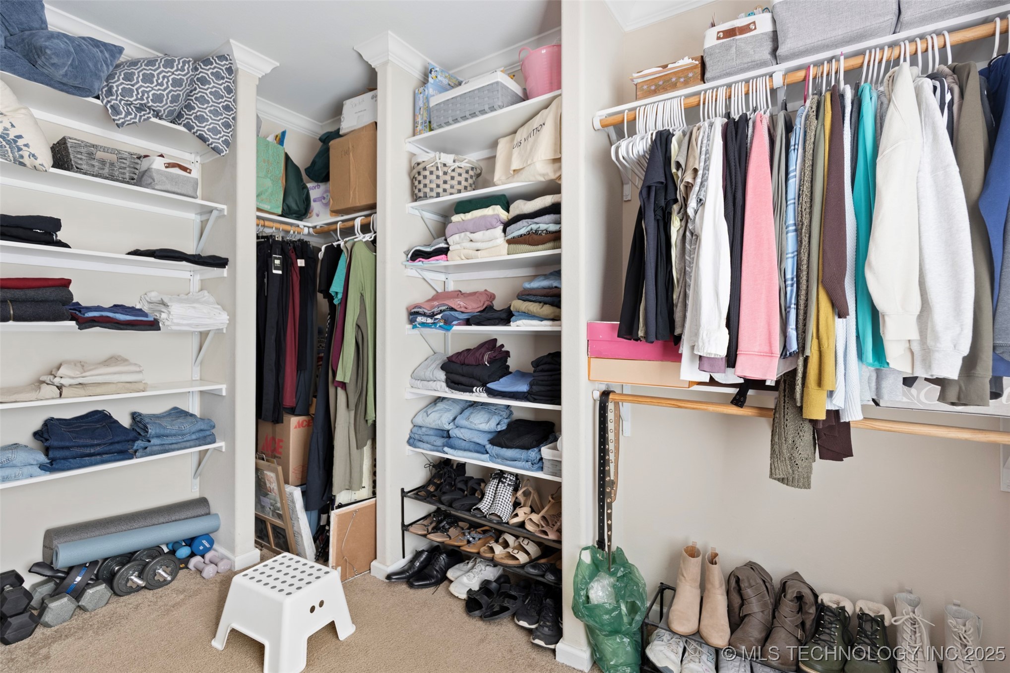 12538 N 68th West Avenue Property Photo 11