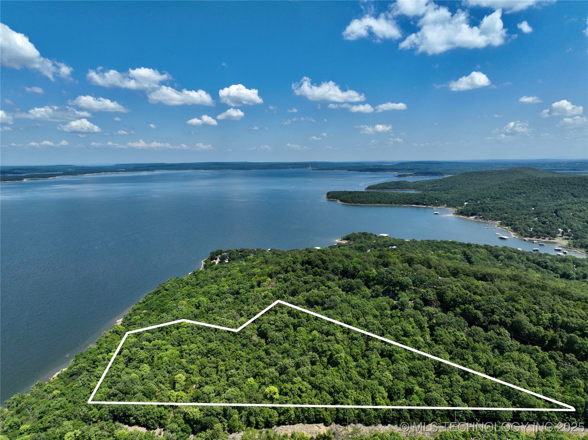 N Bk 1900 Road Property Photo 1