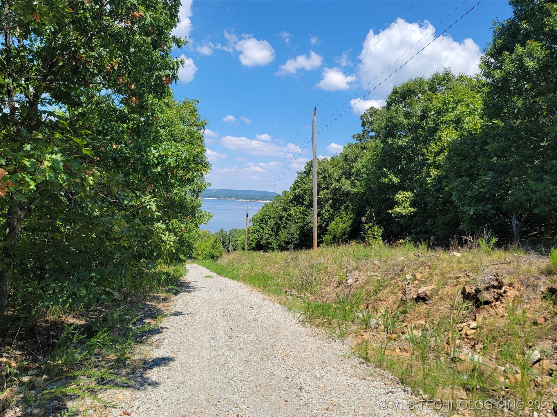 N Bk 1900 Road Property Photo 5