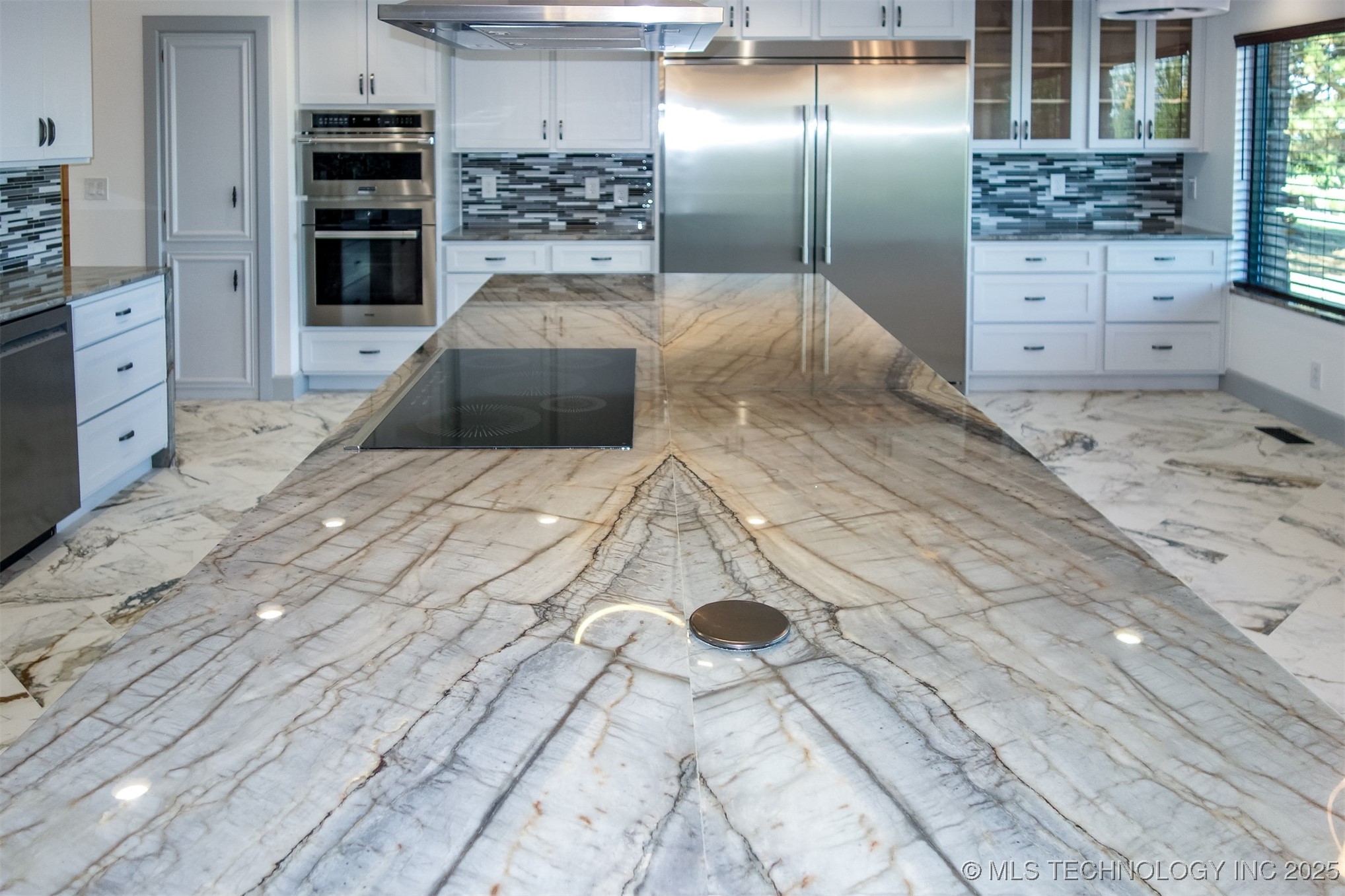 6642 E 60th Place Property Photo 13