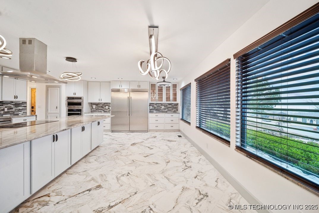 6642 E 60th Place Property Photo 17