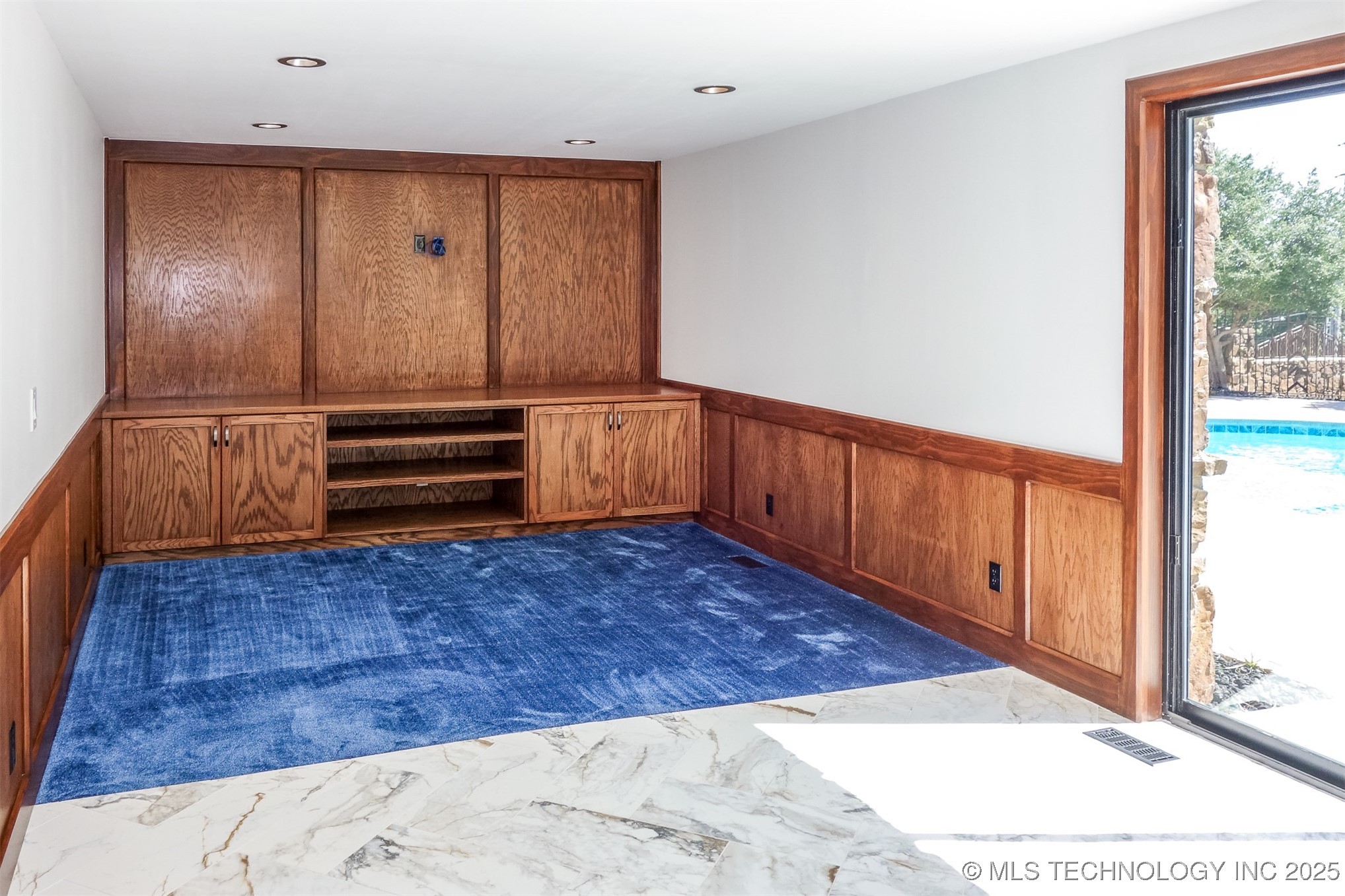 6642 E 60th Place Property Photo 24