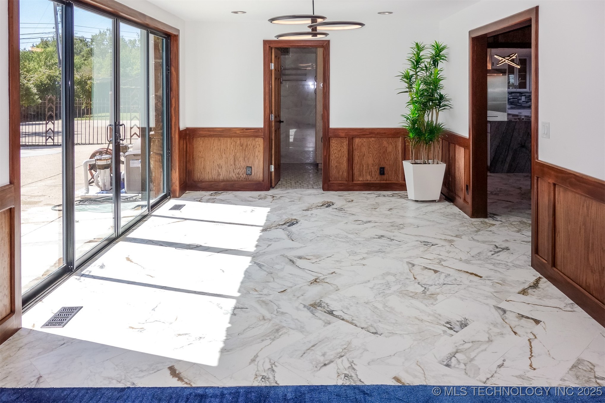 6642 E 60th Place Property Photo 26