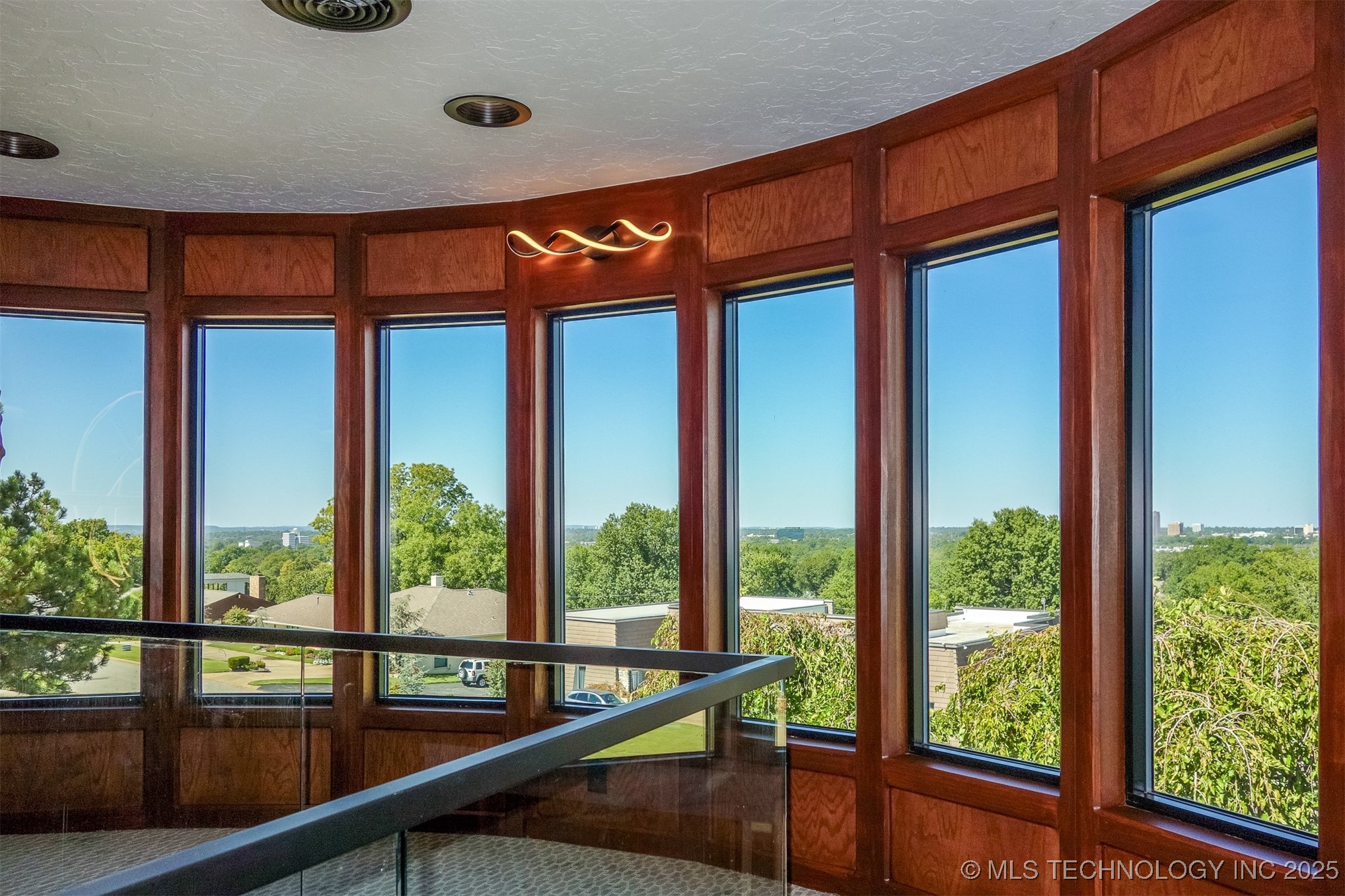 6642 E 60th Place Property Photo 35