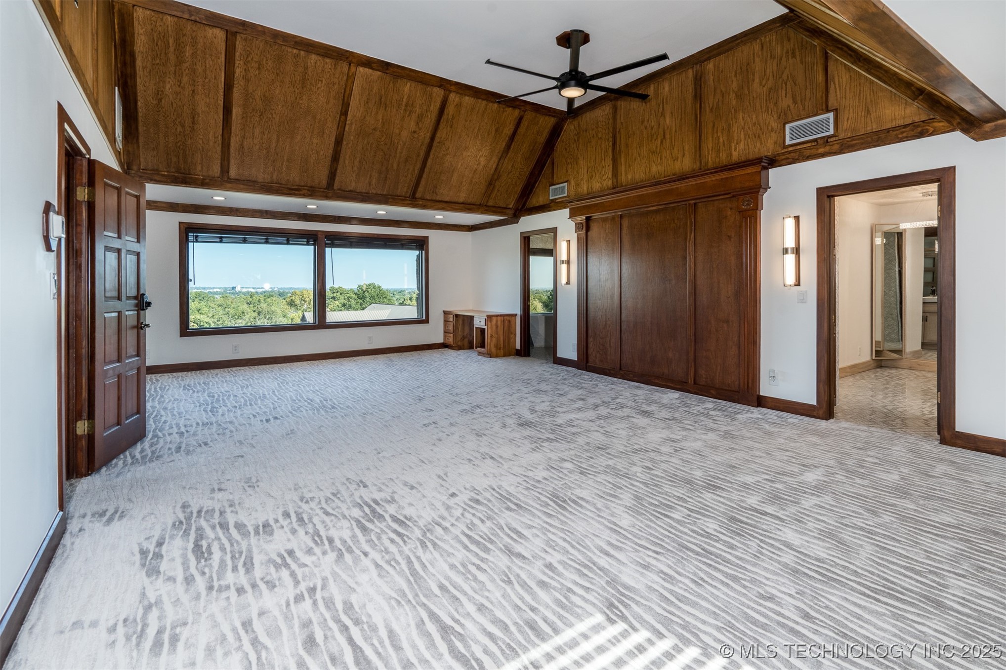 6642 E 60th Place Property Photo 38