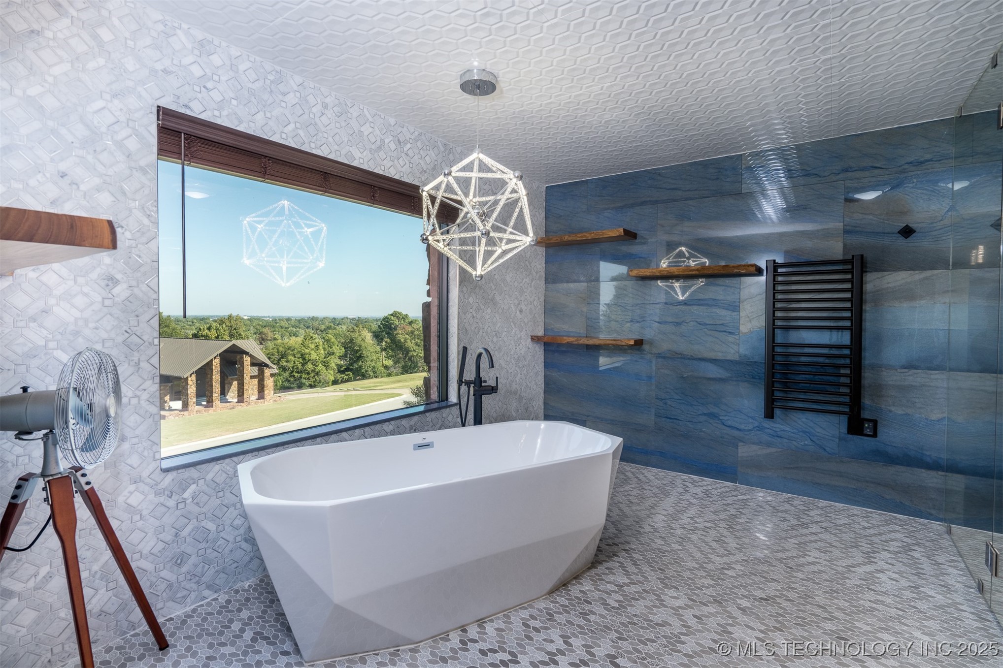 6642 E 60th Place Property Photo 40