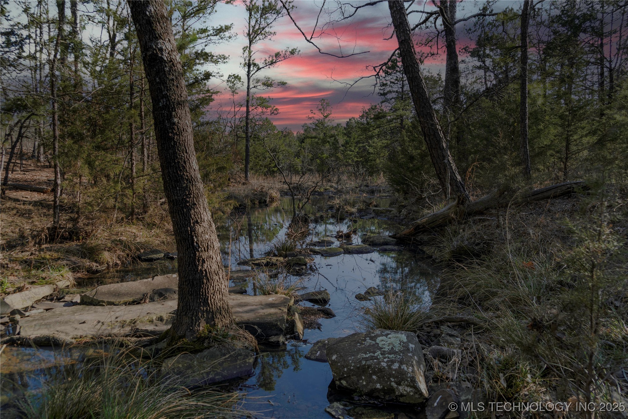 E 1860 Road Property Photo 4