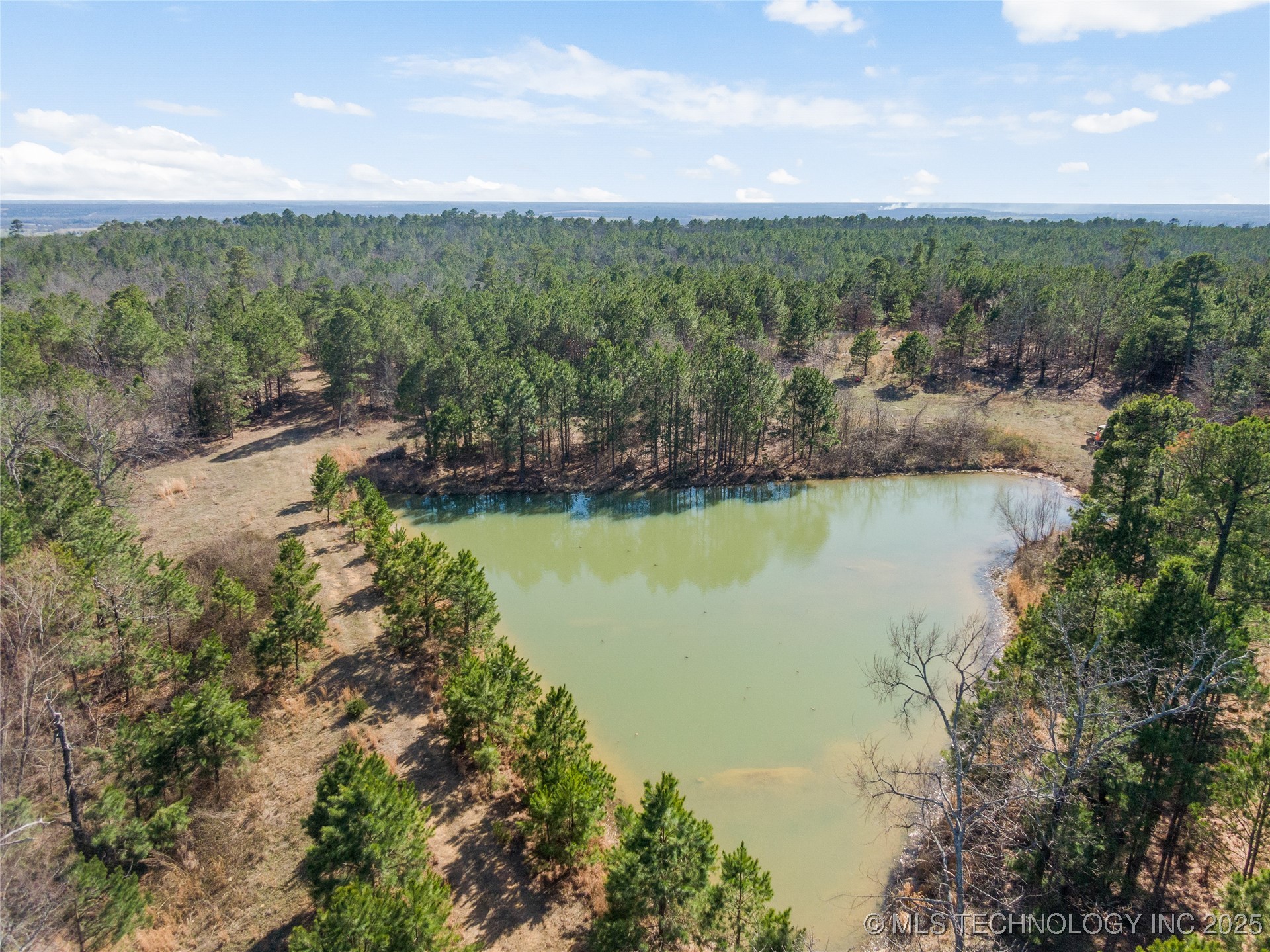 E 1860 Road Property Photo 7