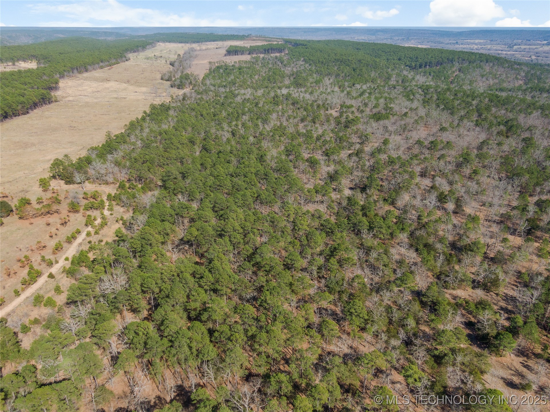 E 1860 Road Property Photo 12