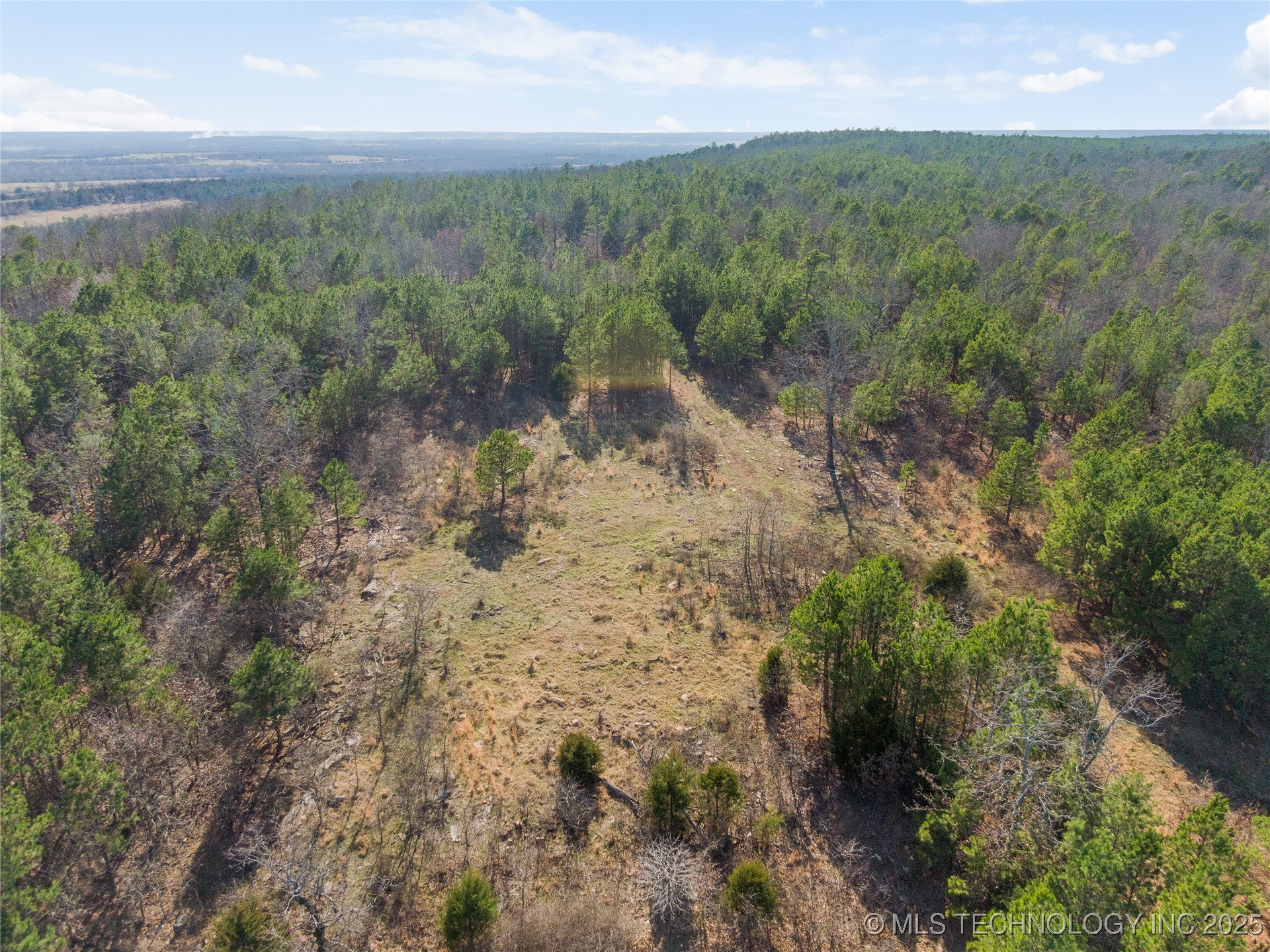 E 1860 Road Property Photo 16