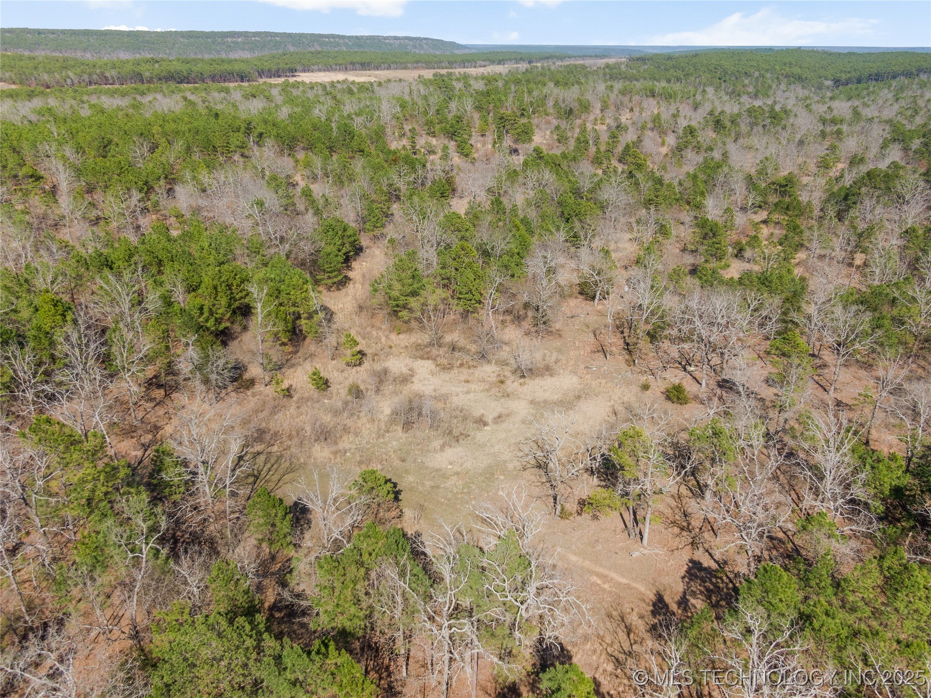 E 1860 Road Property Photo 19