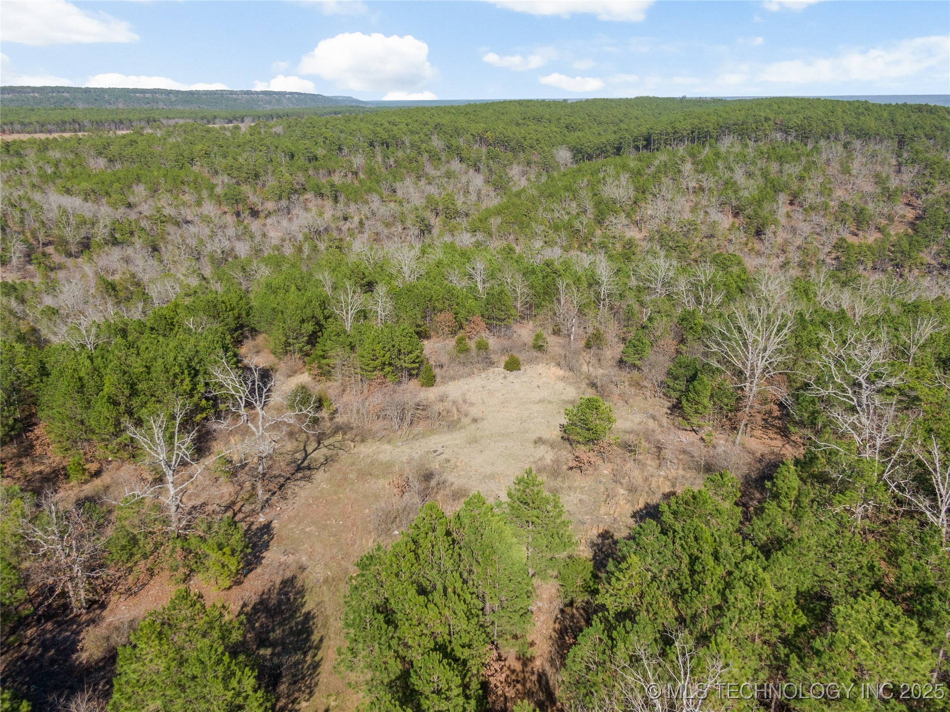 E 1860 Road Property Photo 21