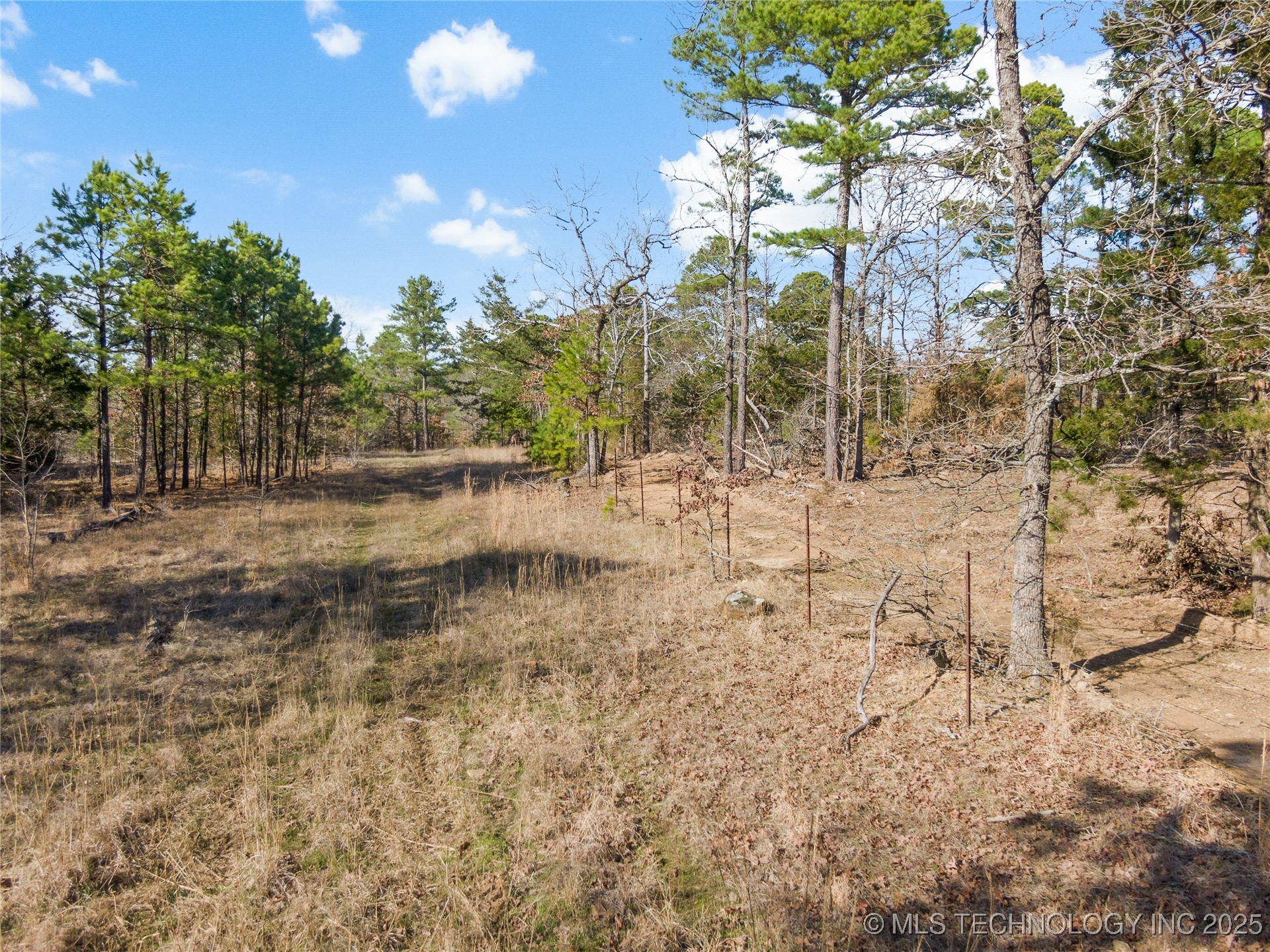 E 1860 Road Property Photo 23