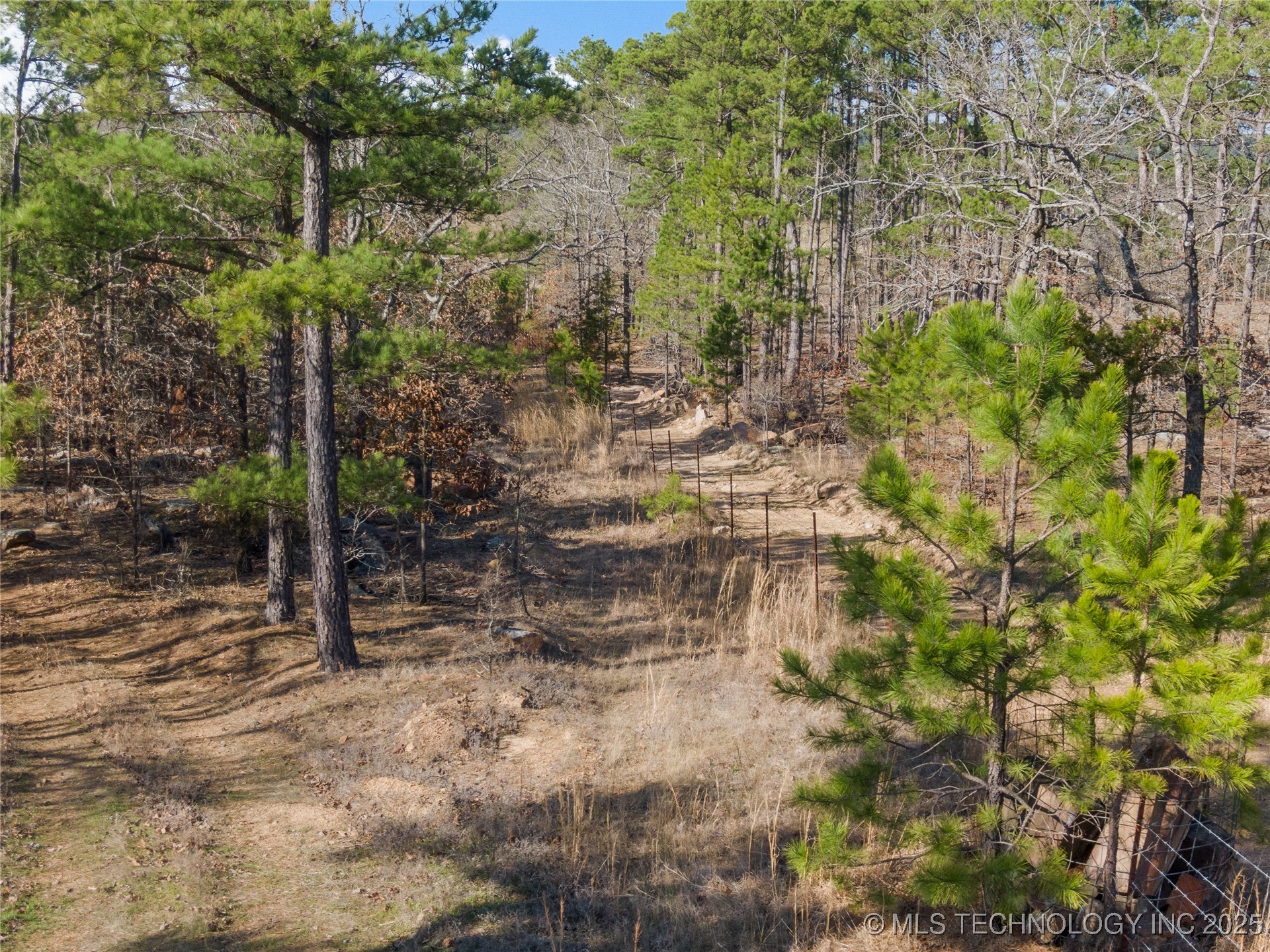 E 1860 Road Property Photo 25