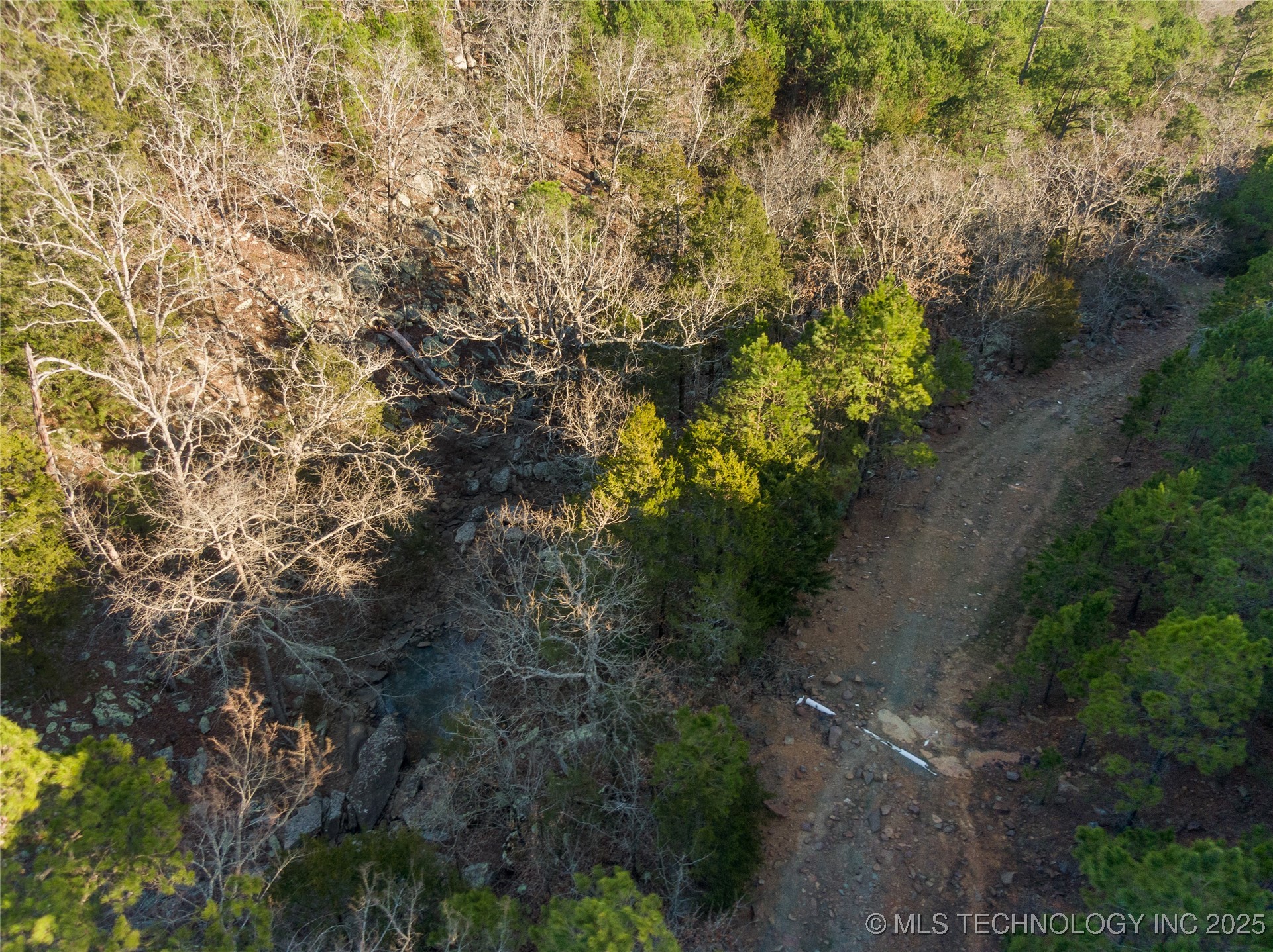 E 1860 Road Property Photo 32