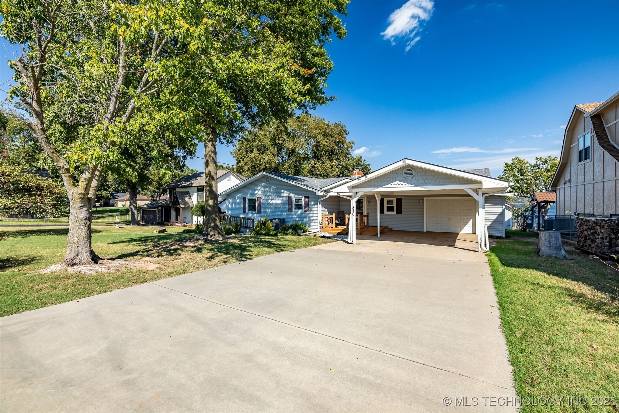 870 Morrow Drive Property Photo 9