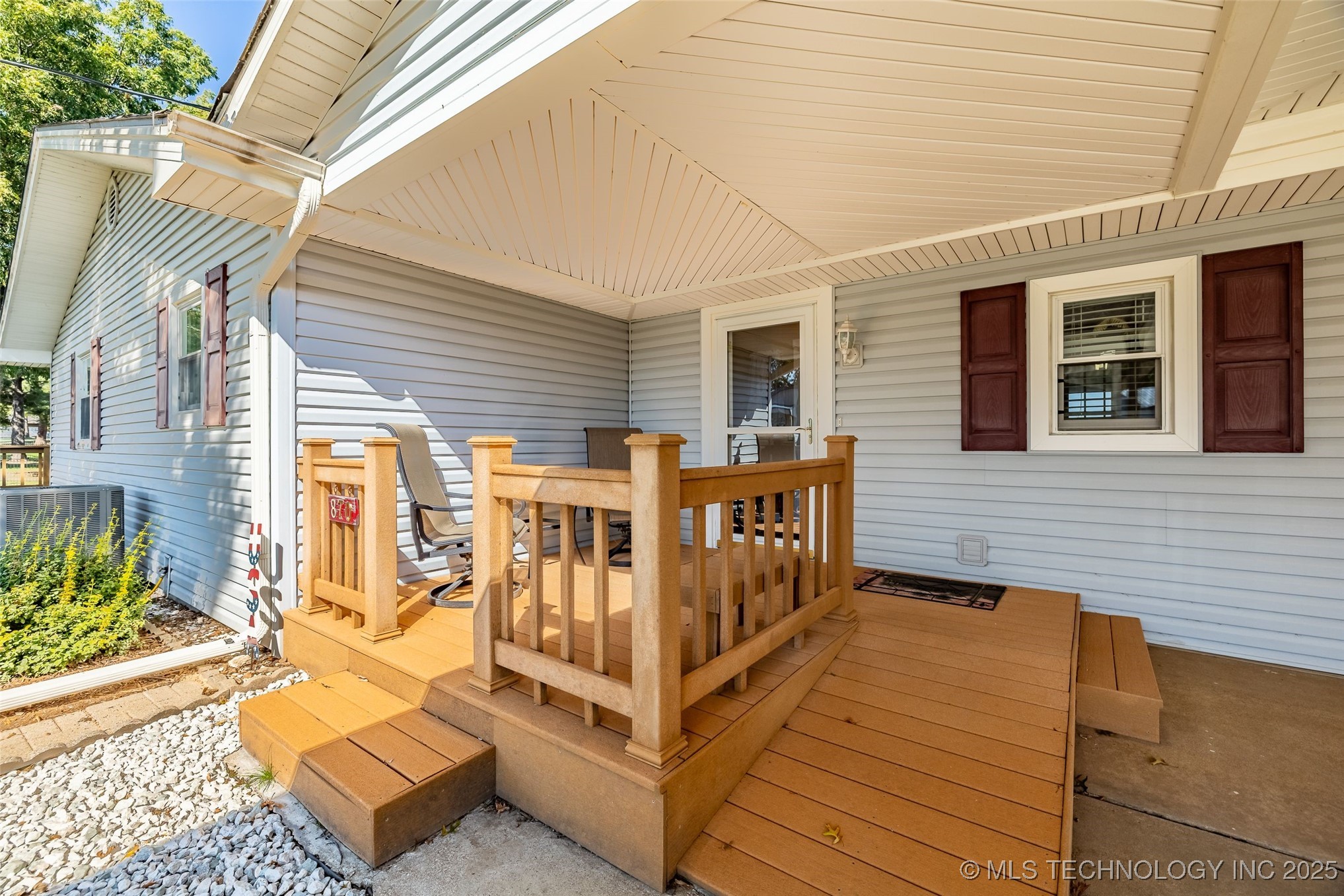 870 Morrow Drive Property Photo 13