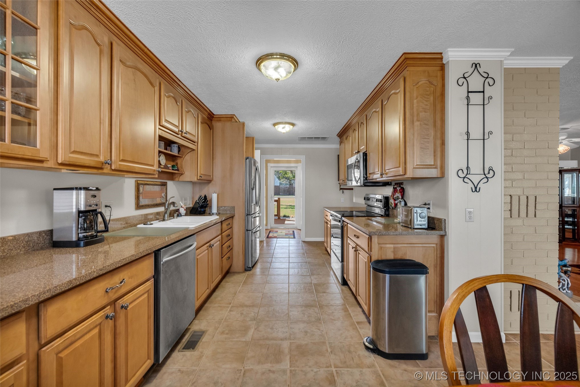 870 Morrow Drive Property Photo 22