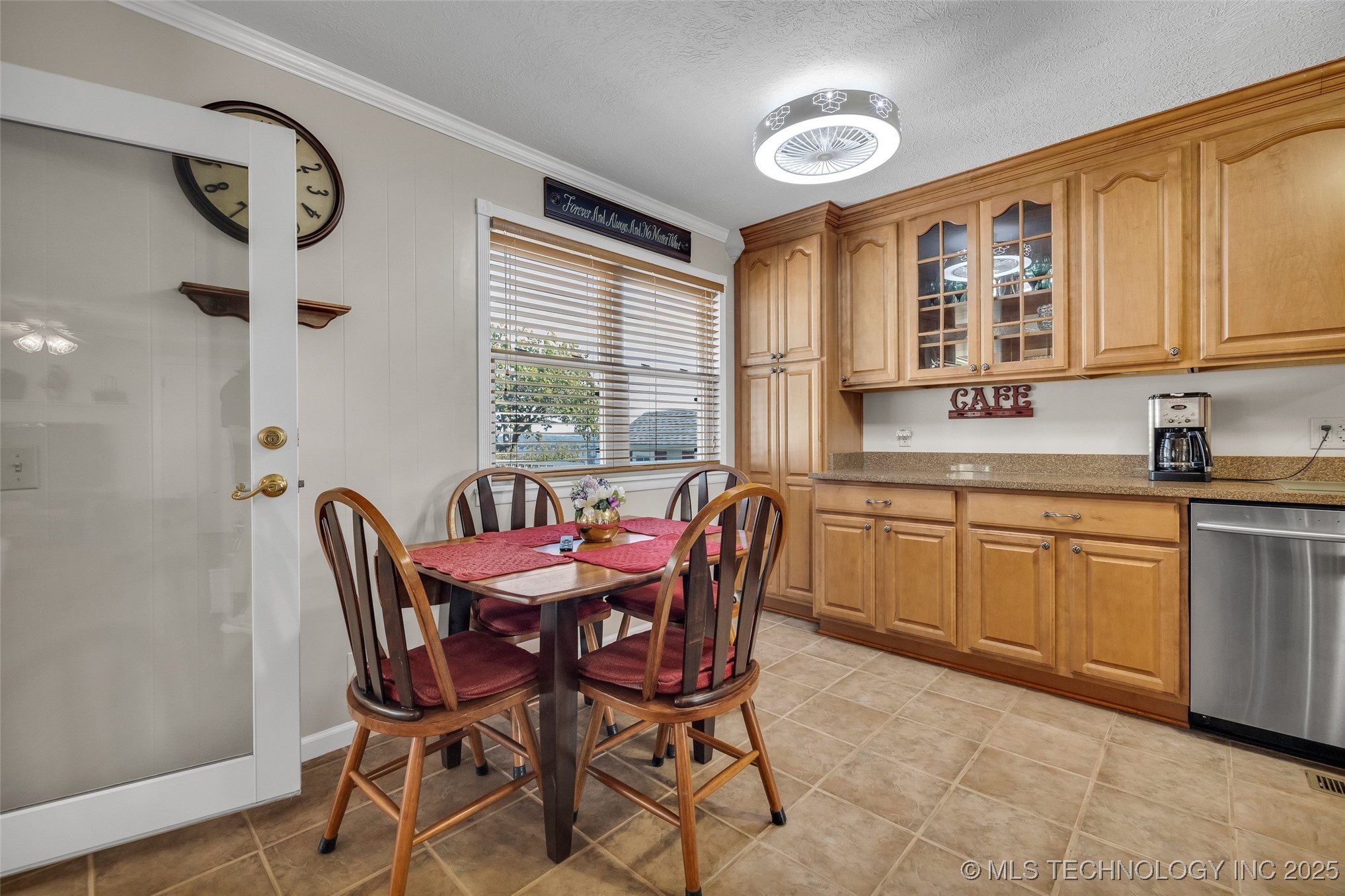 870 Morrow Drive Property Photo 25