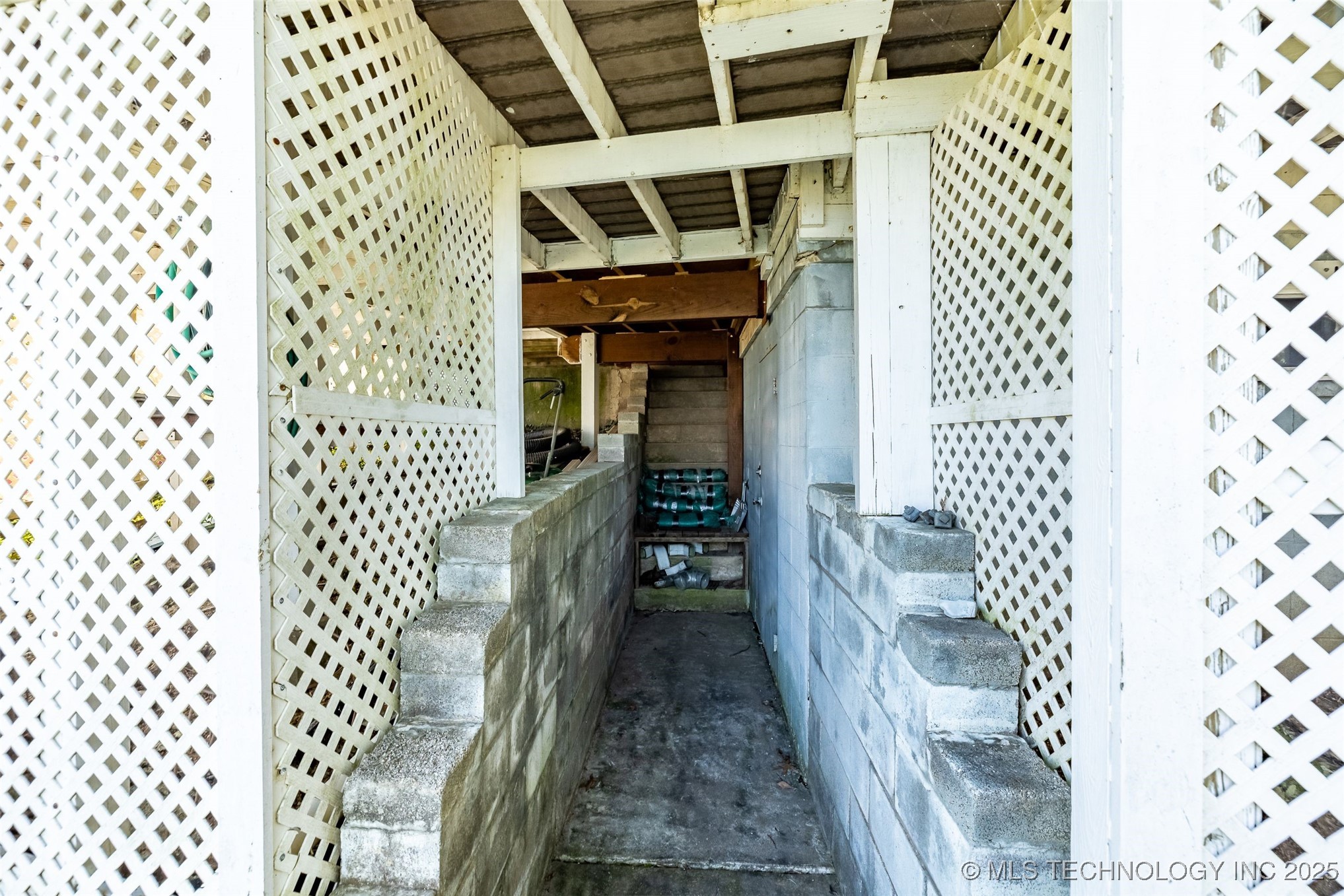 870 Morrow Drive Property Photo 68