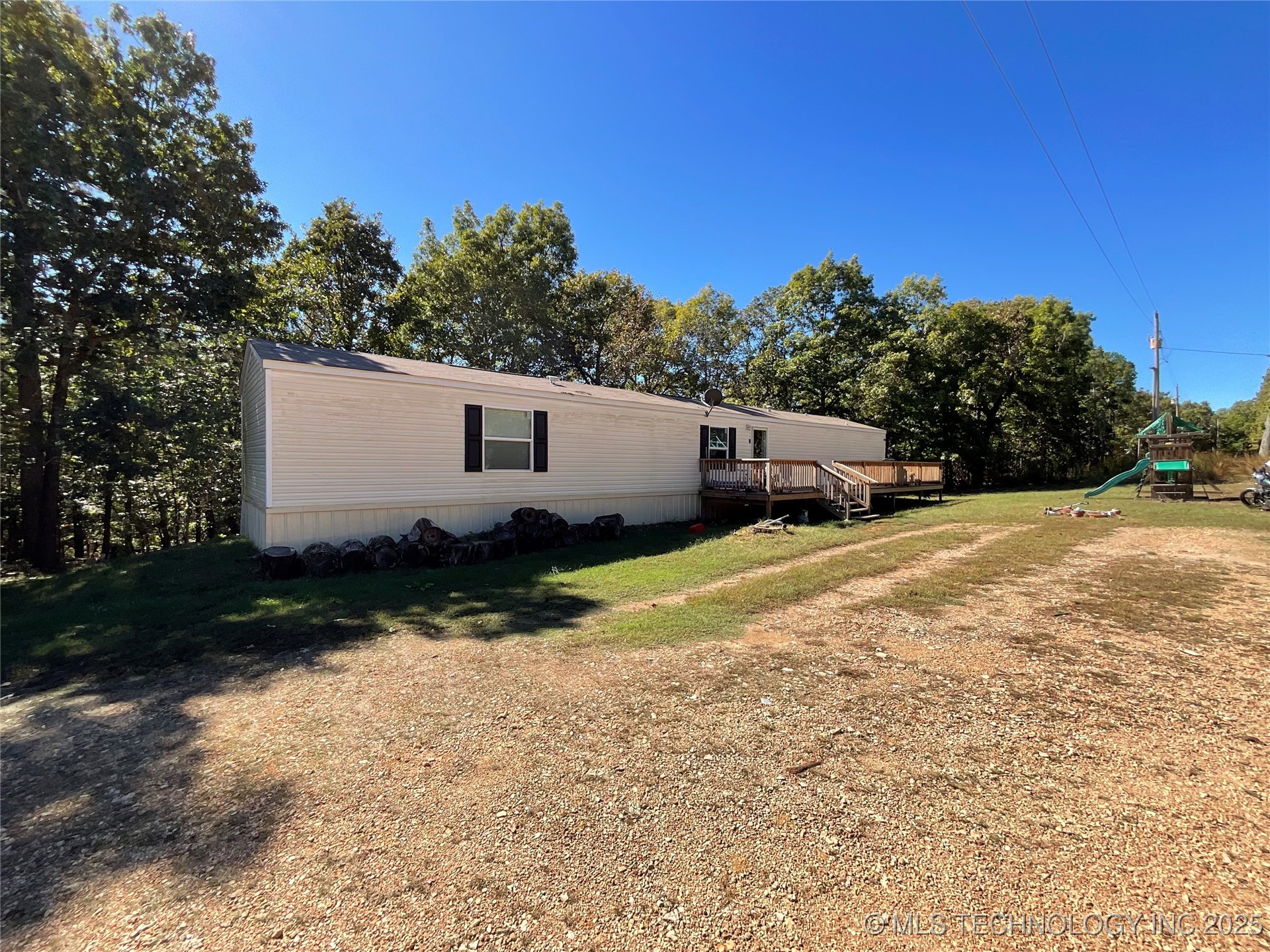 313 Hidden Hollow Property Photo 5