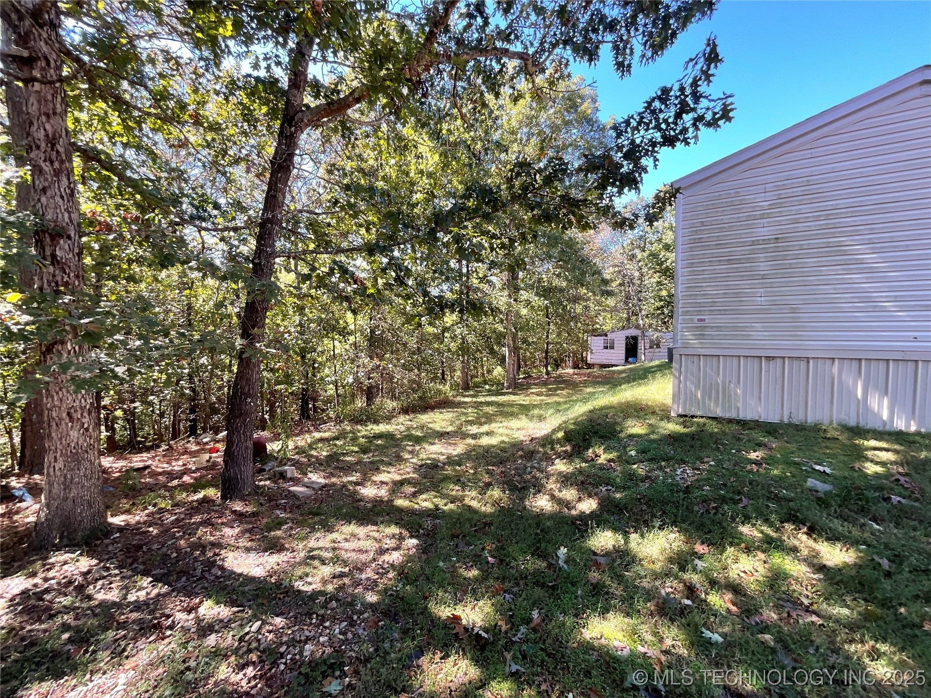 313 Hidden Hollow Property Photo 9