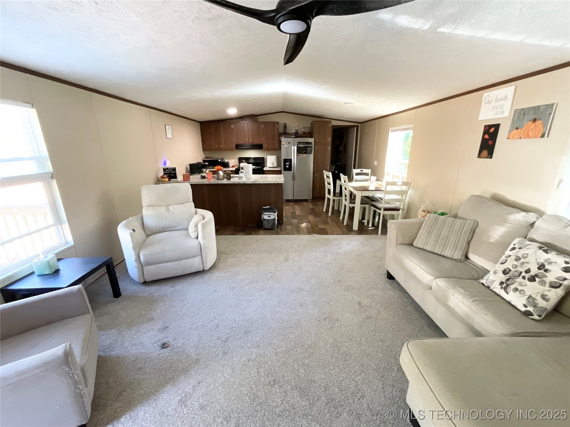 313 Hidden Hollow Property Photo 14