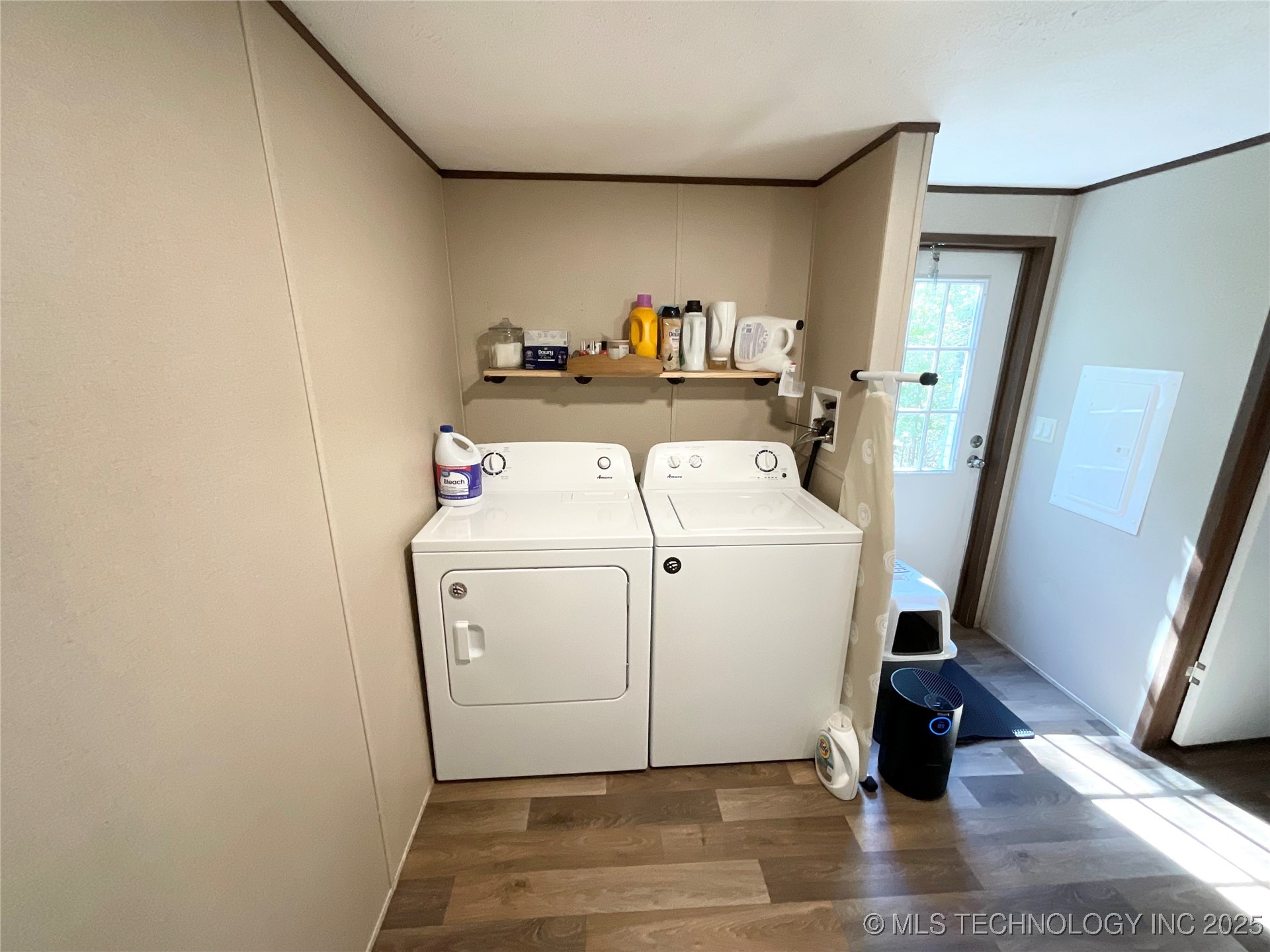 313 Hidden Hollow Property Photo 27