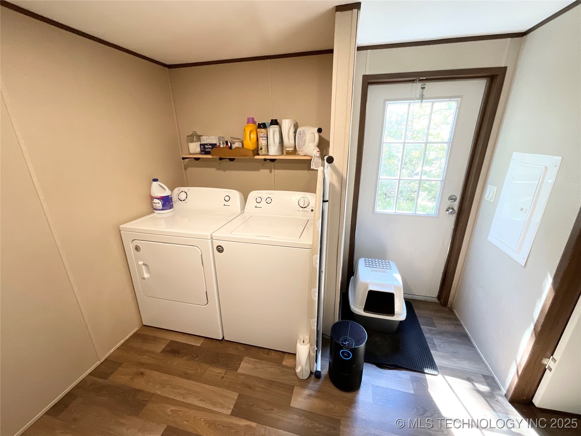 313 Hidden Hollow Property Photo 28