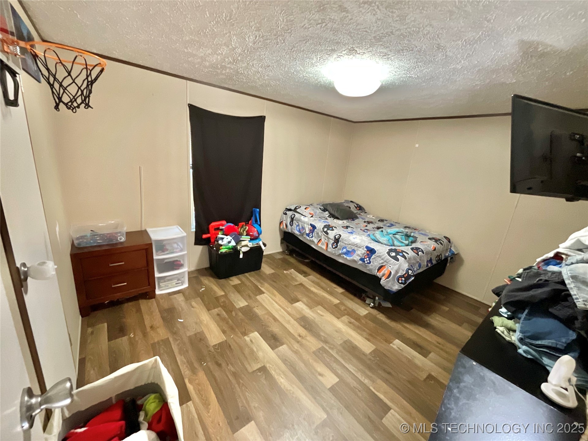 313 Hidden Hollow Property Photo 33