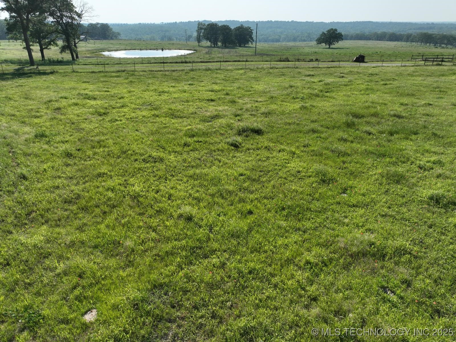 113097 Highway 124 Property Photo 6