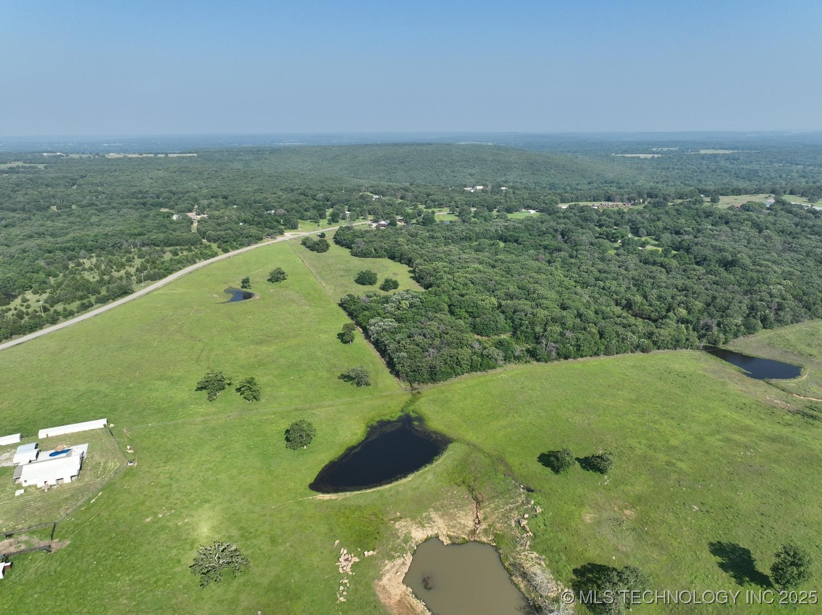 113097 Highway 124 Property Photo 14