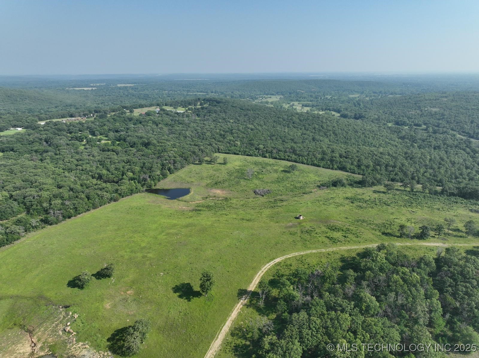 113097 Highway 124 Property Photo 15