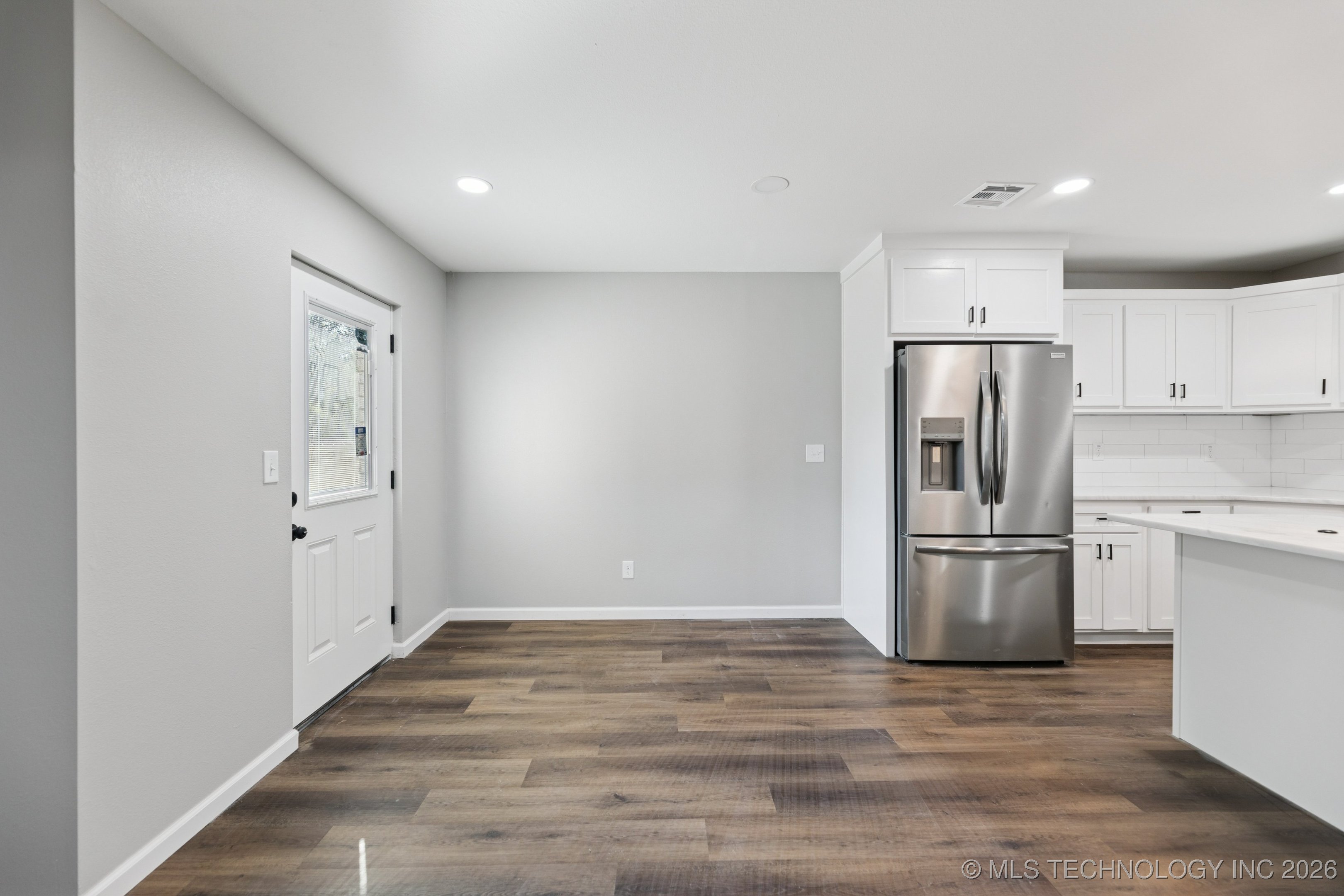 1307 N Tacoma Street A Property Photo 7