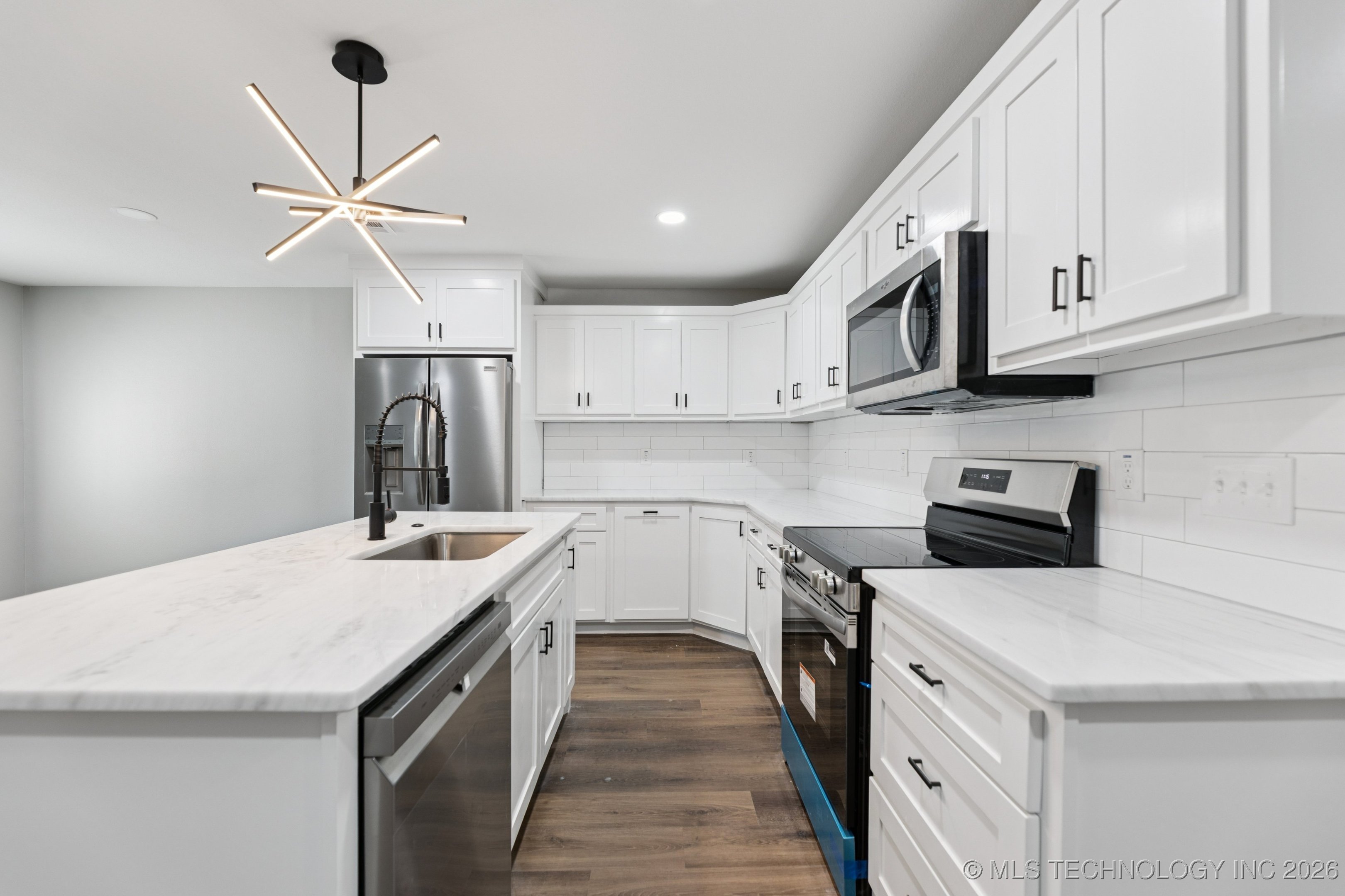 1307 N Tacoma Street A Property Photo 10