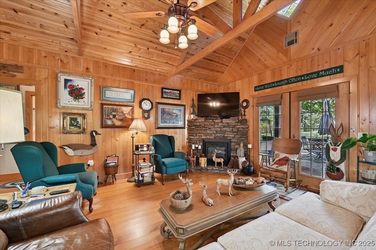 22217 Us Hwy 59 Property Photo 14